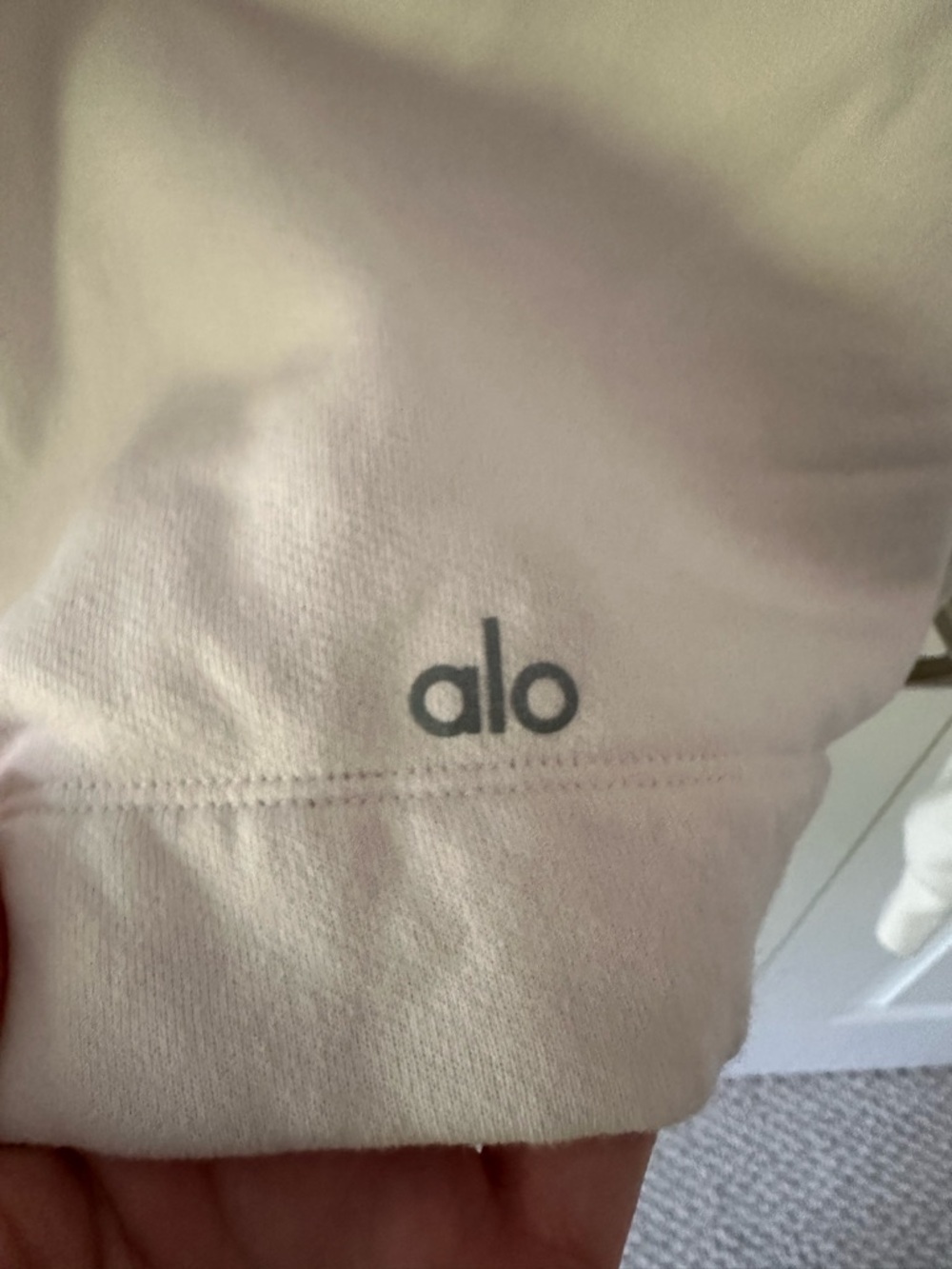 ALO Yoga Bae Women's Large Cream Cropped Hoodie - Picture 5 of 9